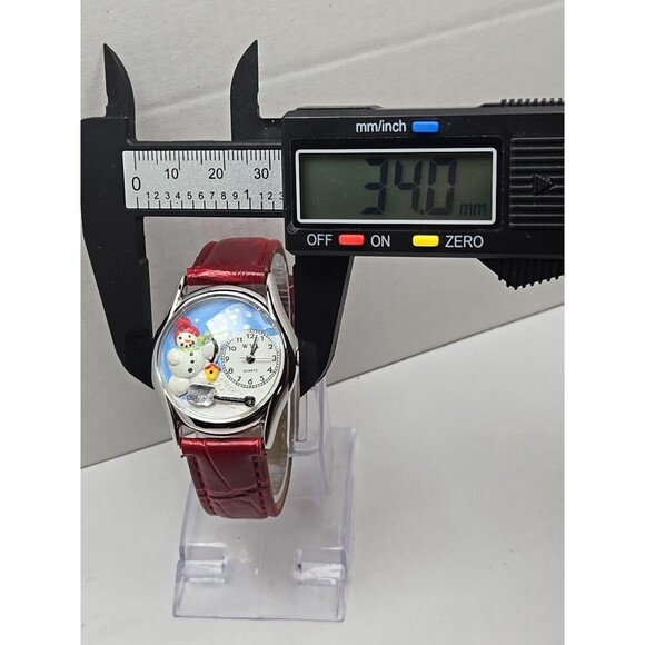 WYL Snowman Christmas Quartz Watch Red Leather Strap Novelty New Battery USA 3D - Picture 4 of 11